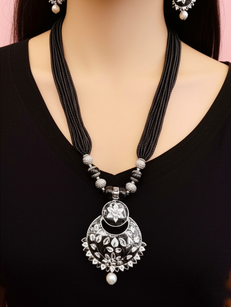 aa255fb522a6d4af58e292e0641116b5.jpg - Oxidised Jewellery by Luxe Aura