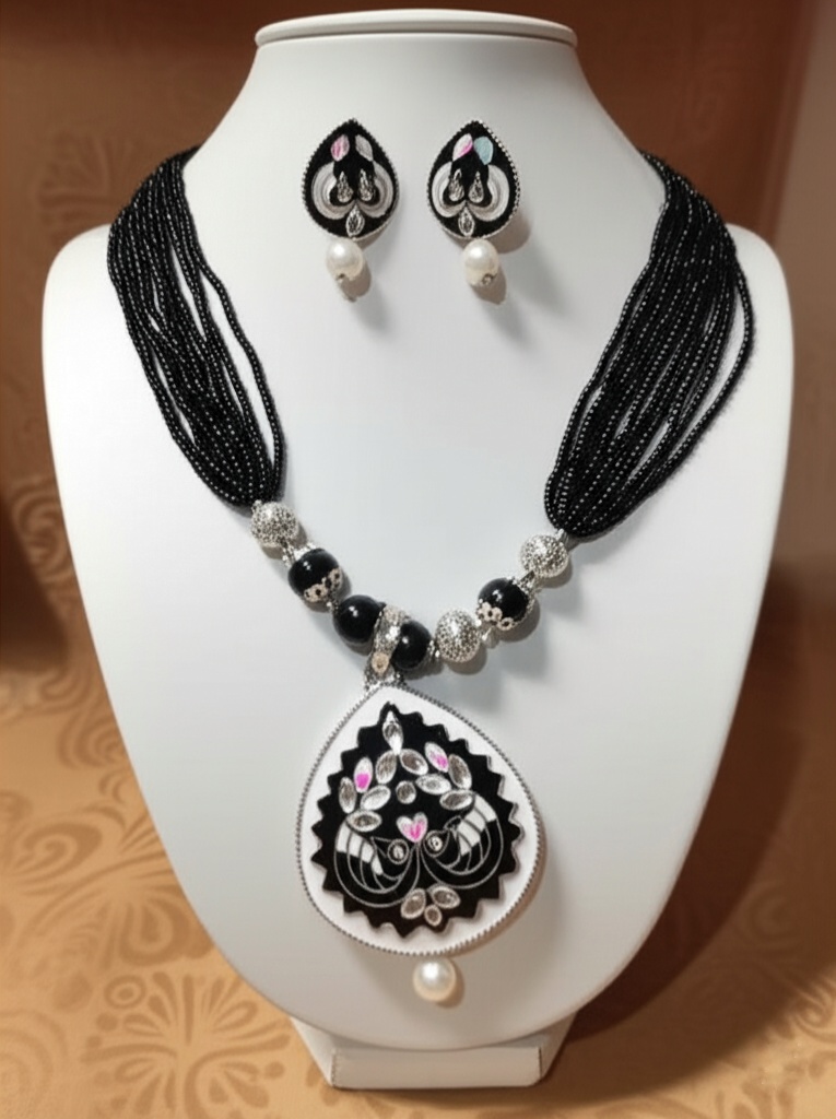 54ed96e4cf4a917eb8e6b2a913f1aecb.jpg - Oxidised Jewellery by Luxe Aura
